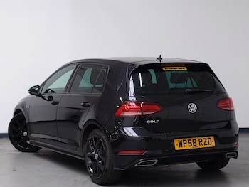 Used Volkswagen Golf 2019 for sale - 78921442: Photo
