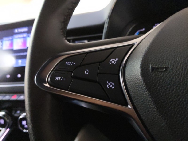 Used Renault Clio 2022 for sale - 77304272: Photo 16