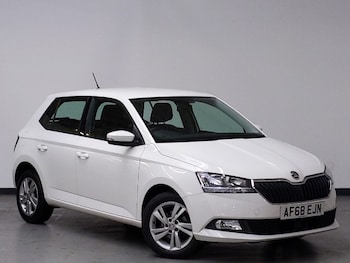 Used Skoda Fabia 2018 for sale - 76970326: Photo