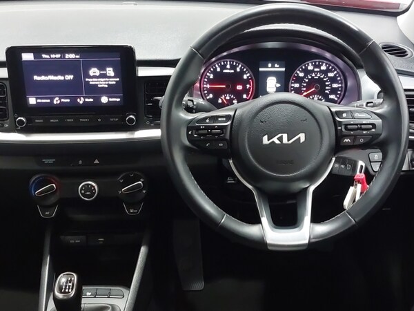 Used Kia Stonic 2023 for sale - 75326505: Photo 10