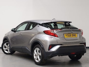Used Toyota C-HR 2018 for sale - 75657034: Photo