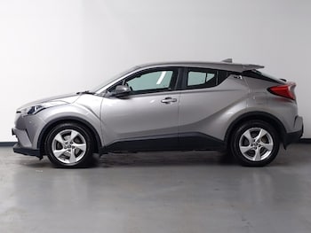 Used Toyota C-HR 2018 for sale - 75657034: Photo