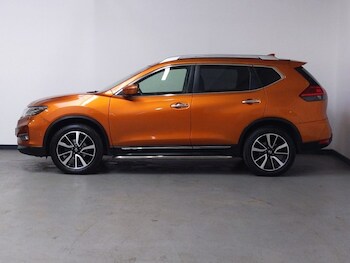 Used Nissan X-Trail 2017 for sale - 77761221: Photo