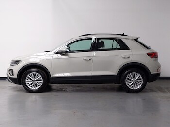 Used Volkswagen T-Roc 2022 for sale - 75501139: Photo