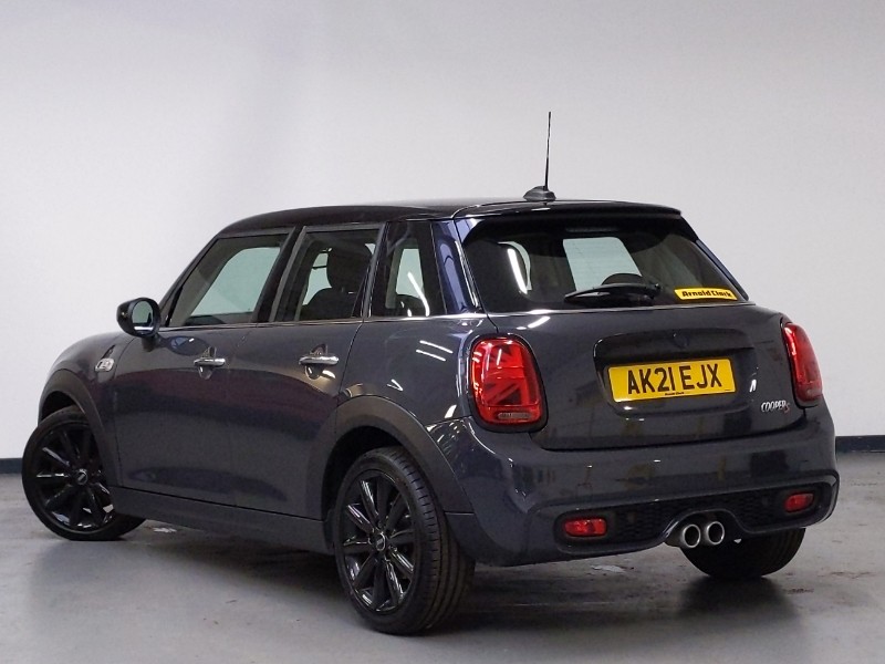 Used MINI Cooper 2021 for sale - 76365440: Photo 3