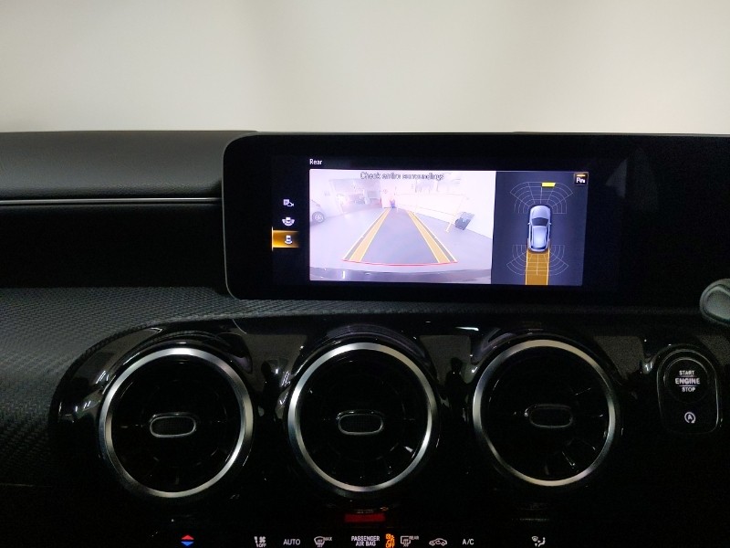 Used Mercedes-Benz A-Class 2018 for sale - 76987295: Photo 11