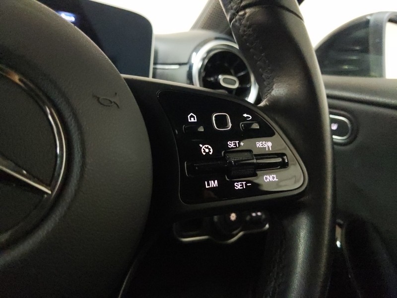 Used Mercedes-Benz A-Class 2018 for sale - 76987295: Photo 16