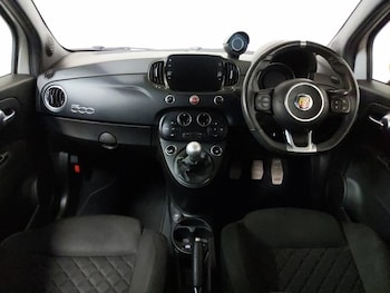 Used Abarth 595 2022 for sale - 76589229: Photo