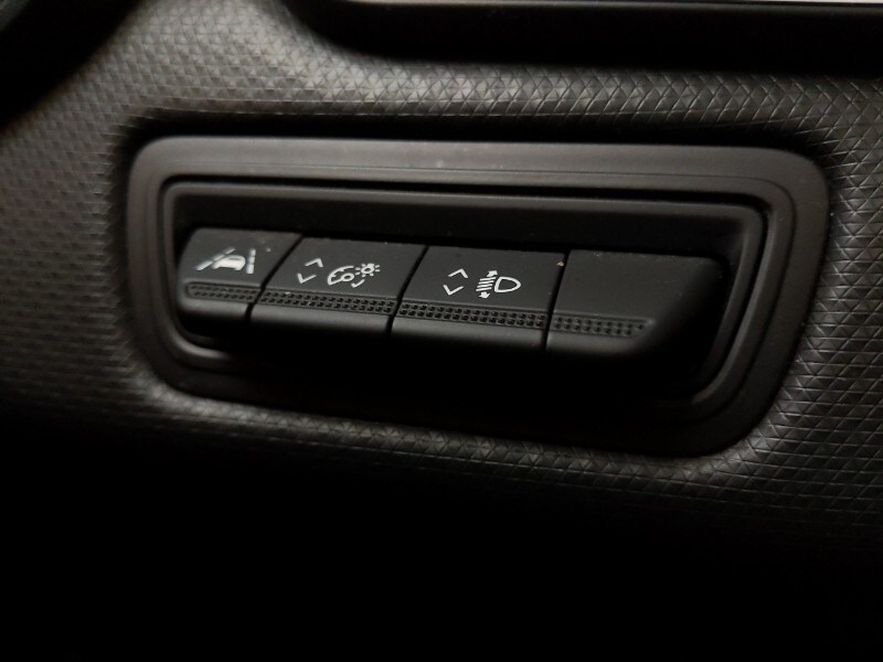 Used Renault Clio 2020 for sale - 76860292: Photo 19