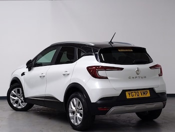 Used Renault Captur 2020 for sale - 79048356: Photo