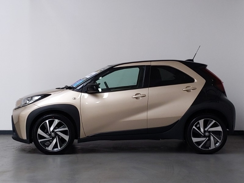 Used Toyota Aygo X 2023 for sale - 78225076: Photo 4