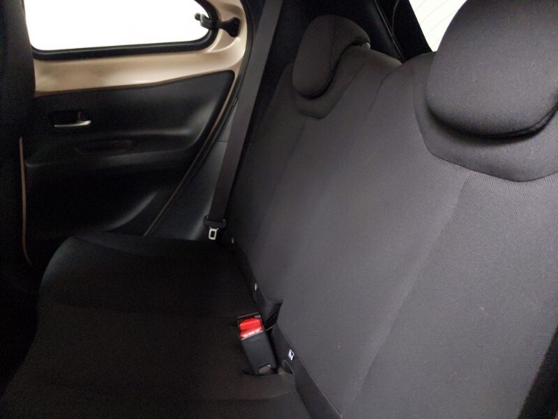 Used Toyota Aygo X 2023 for sale - 78225076: Photo 6