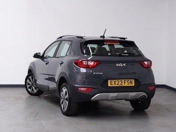 Used Kia Stonic 2023 for sale - 78924531: Photo