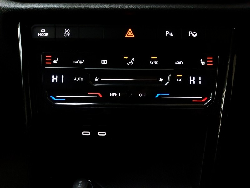 Used Volkswagen T-Roc 2025 for sale - 77114702: Photo 13