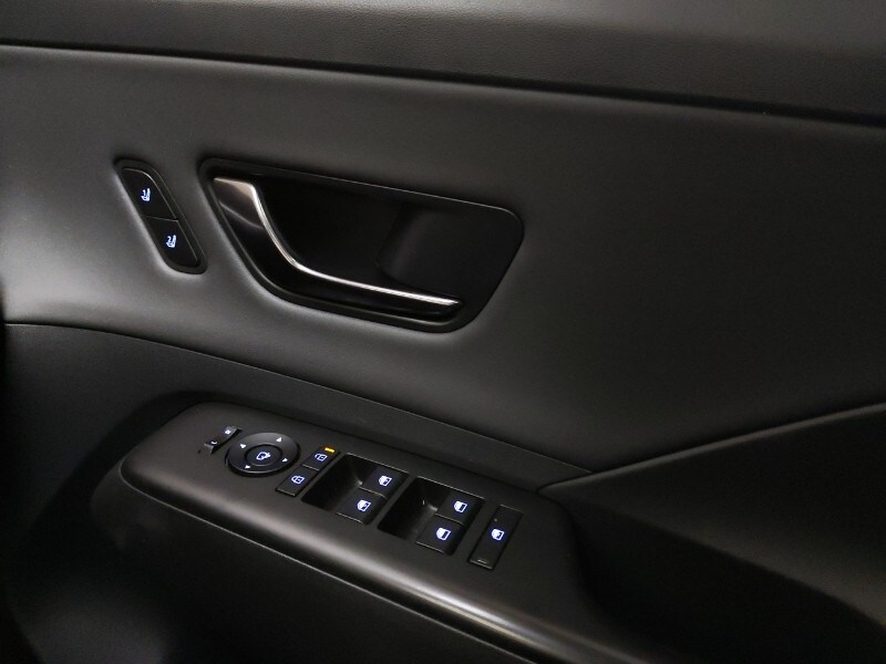 Used Hyundai KONA 2023 for sale - 76195586: Photo 19