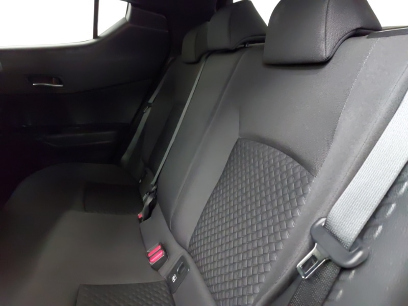 Used Toyota C-HR 2022 for sale - 76834197: Photo 6