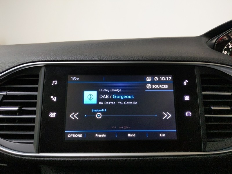 Used Peugeot 308 2018 for sale - 76511731: Photo 14