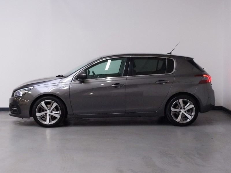 Used Peugeot 308 2018 for sale - 76511731: Photo 4