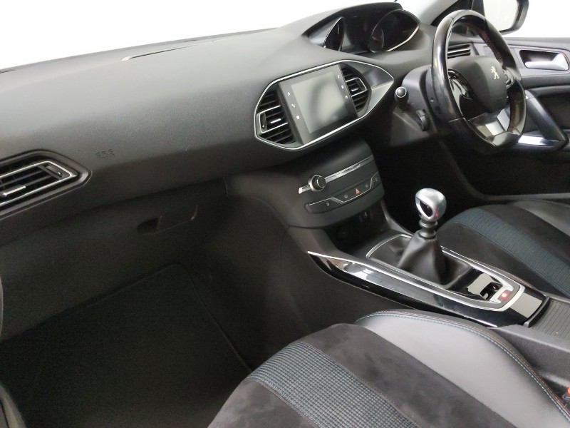 Used Peugeot 308 2018 for sale - 76511731: Photo 5