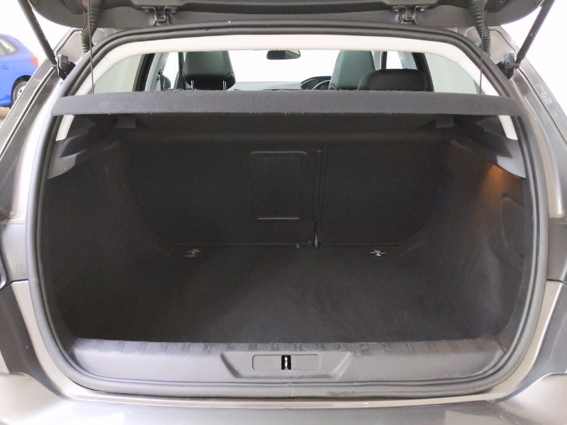 Used Peugeot 308 2018 for sale - 76511731: Photo 8