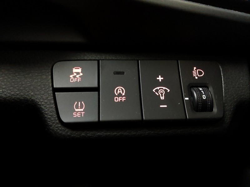 Used Kia Stonic 2022 for sale - 76560390: Photo 17