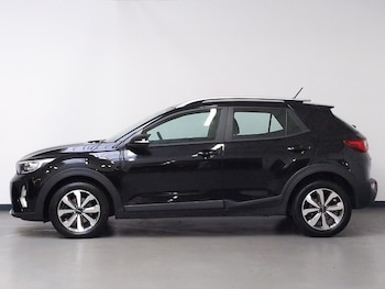 Used Kia Stonic 2022 for sale - 76560390: Photo