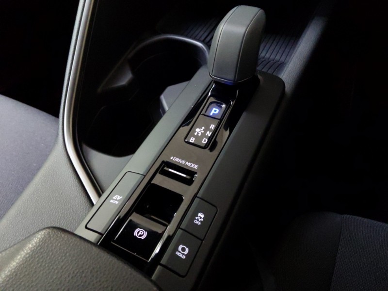 Used Toyota C-HR 2025 for sale - 77299739: Photo 12