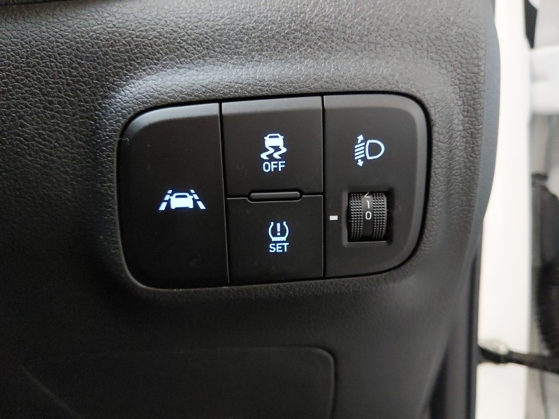 Used Hyundai i10 2023 for sale - 76188350: Photo 15