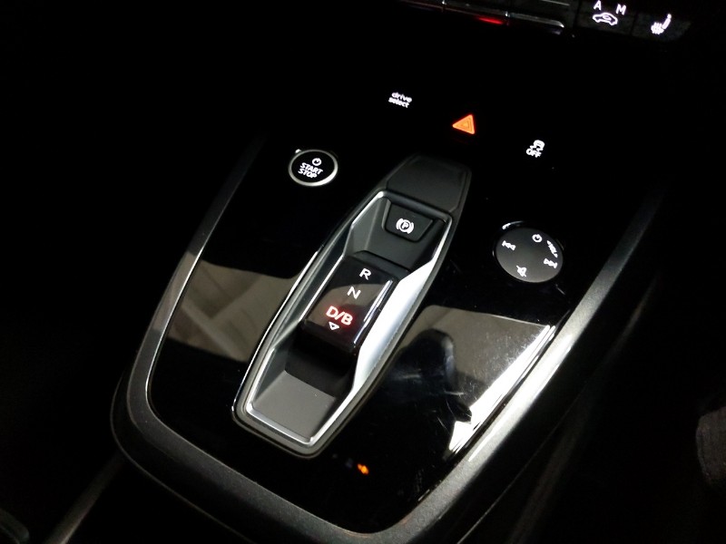 Used Audi Q4 e-tron 2023 for sale - 77052032: Photo 18