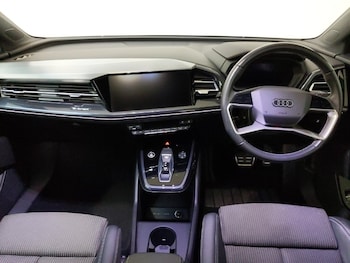 Used Audi Q4 e-tron 2023 for sale - 77052032: Photo