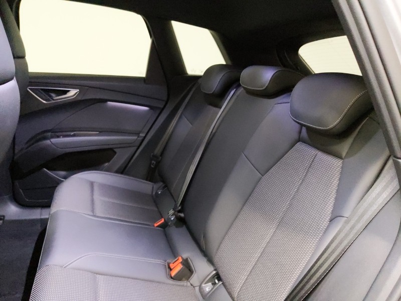 Used Audi Q4 e-tron 2023 for sale - 77052032: Photo 6