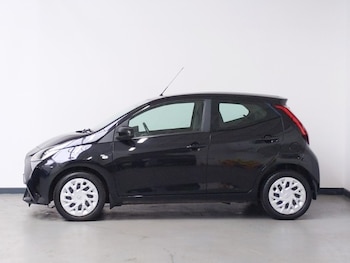Used Toyota AYGO 2020 for sale - 77885744: Photo
