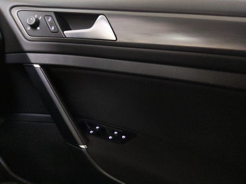 Used Volkswagen Golf 2019 for sale - 76343328: Photo 18
