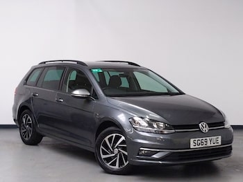 Volkswagen - Golf