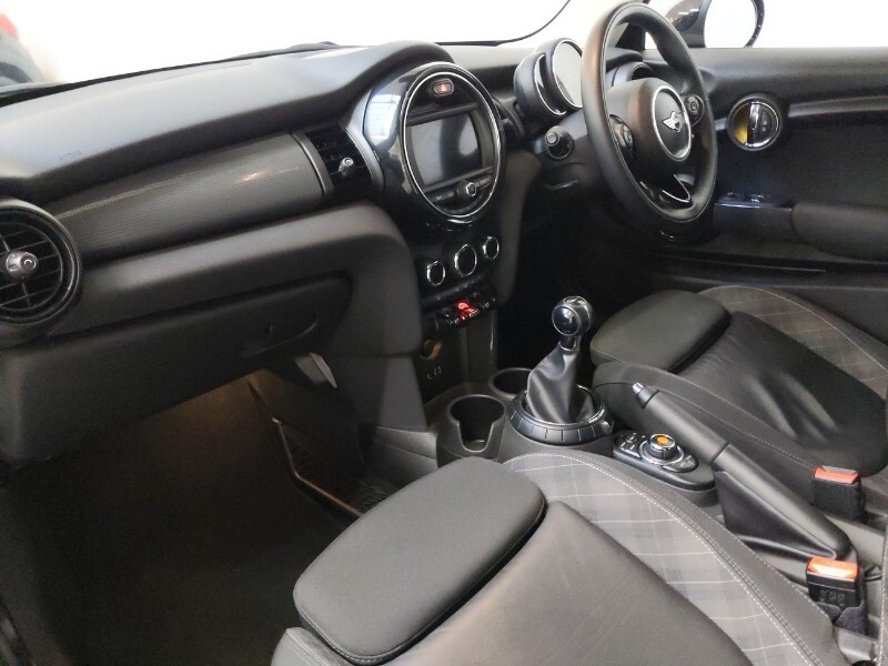 Used MINI Hatch 2016 for sale - 76906563: Photo 5