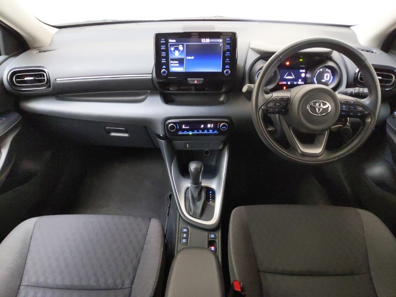 Used Toyota Yaris 2022 for sale - 76651542: Photo 2
