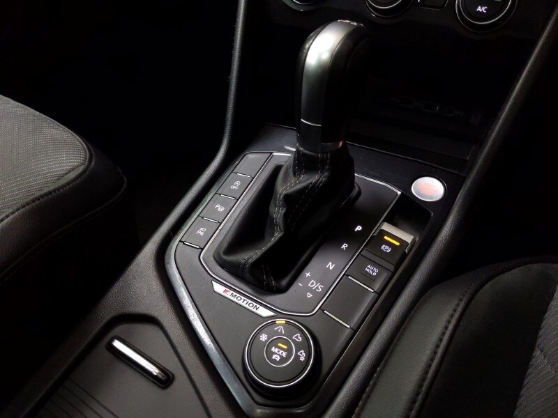 Used Volkswagen Tiguan 2019 for sale - 77495330: Photo 12