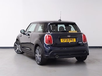 Used MINI Hatch 2021 for sale - 76571597: Photo