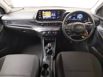 Used Hyundai i20 2023 for sale - 77815548: Photo