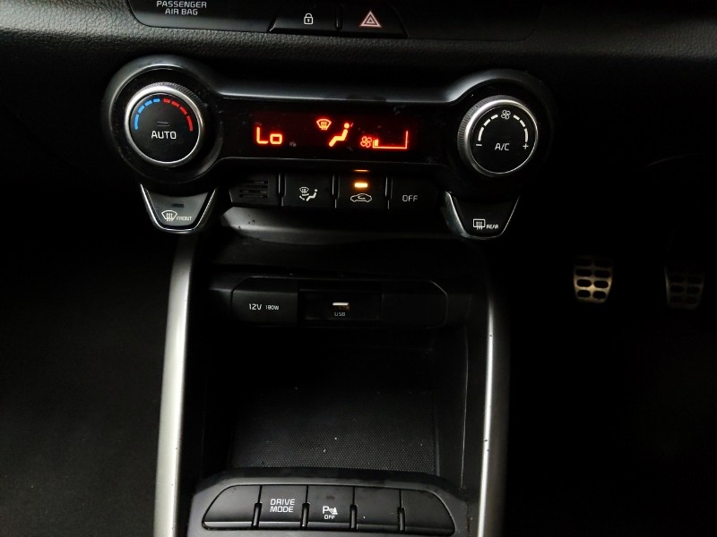 Used Kia Stonic 2022 for sale - 76383787: Photo 13