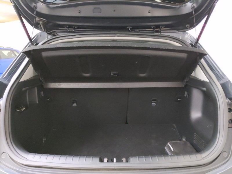 Used Kia Stonic 2022 for sale - 76383787: Photo 8