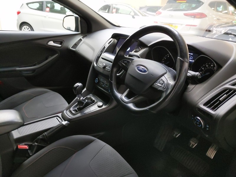 Used Ford Focus 2018 for sale - 77034974: Photo 11