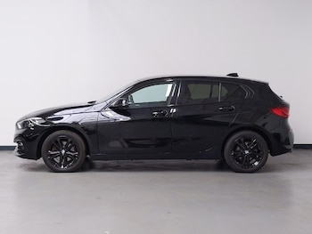 Used BMW 1 Series 2021 for sale - 75622235: Photo
