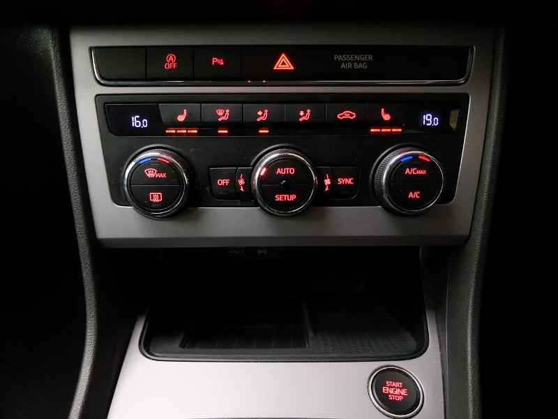 Used SEAT Leon 2019 for sale - 76628668: Photo 13