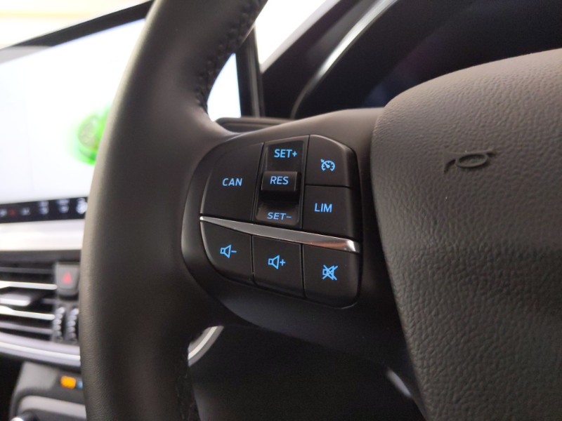 Used Ford Focus 2023 for sale - 78085331: Photo 17