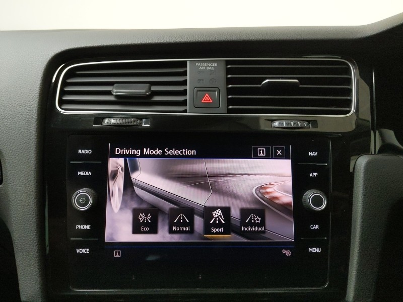 Used Volkswagen Golf 2018 for sale - 76556442: Photo 19