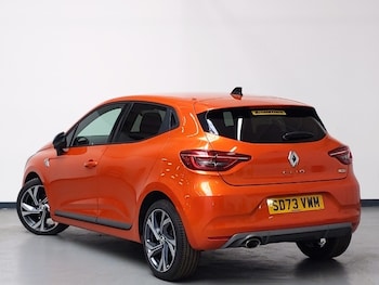 Used Renault Clio 2023 for sale - 75583709: Photo