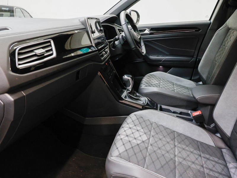 Used Volkswagen T-Roc 2025 for sale - 77731495: Photo 5