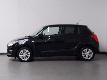 Used Suzuki Swift 2019 for sale - 78126158: Photo