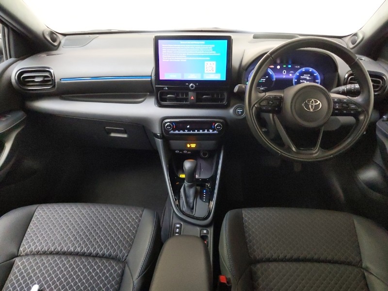 Used Toyota Yaris 2024 for sale - 76800084: Photo 2
